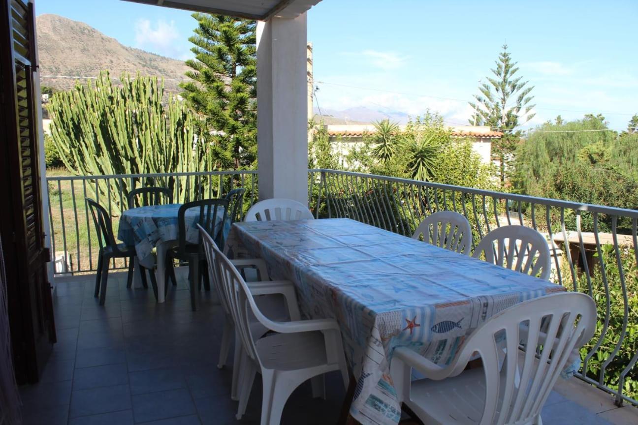 Blunda Holiday Home กัสเตลลัมมาเร เดล โกลโฟ ภายนอก รูปภาพ